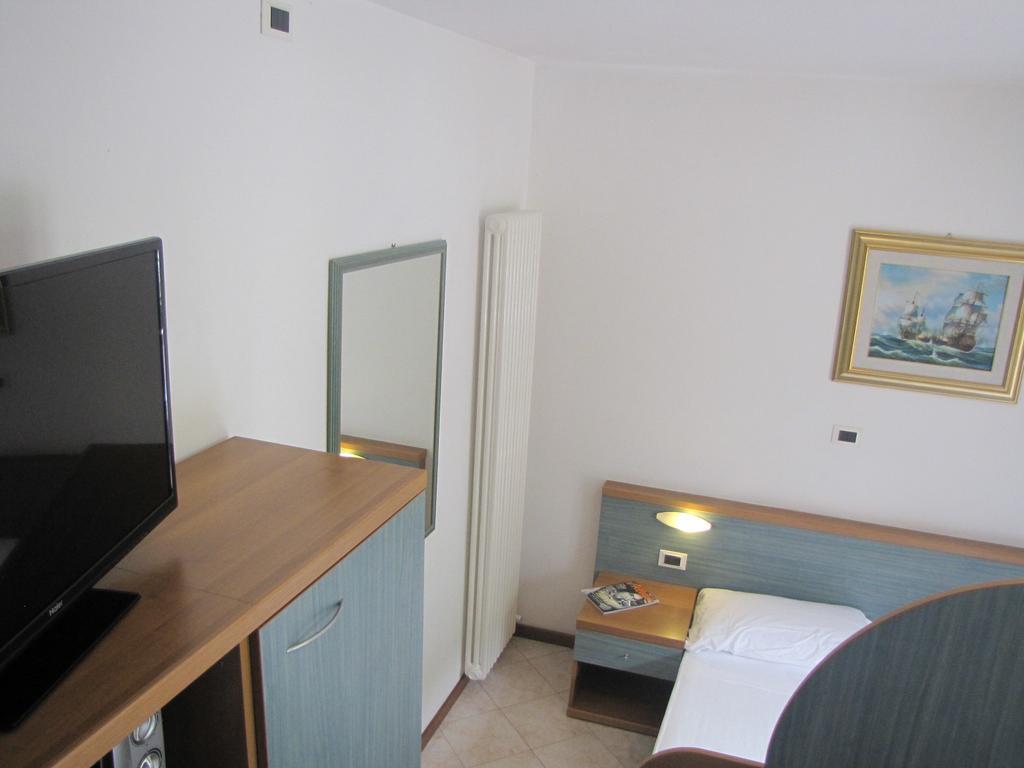 Residence Villa Margherita Brenzone sul Garda Ngoại thất bức ảnh